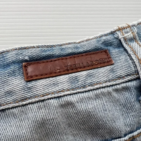 Billabong Denim Jean Shorts Blue Frayed Bonita Mid Rise Beach Size 28 AU 10 - Picture 9 of 12